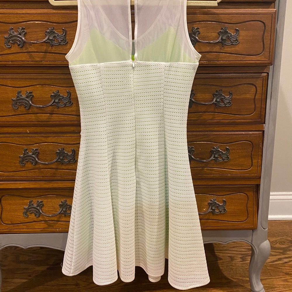 Dress - Picture 2 of 3